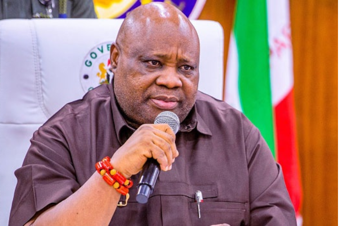 The All Progressives Congress (APC) in Osun State has strongly rejected claims by Governor Ademola Adeleke that former Governor Adegboyega Oyetola is using federal institutions and banks to unlawfully extend the tenure of APC-elected local government chairmen and councillors.