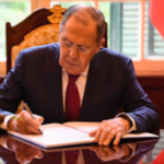 🇷🇺 Russia warns: 🇲🇩Moldova referendum on unification with 🇷🇴 Romania would “destroy its statehood.” Lavrov responds to Pres. Sandu’s comments amid Moldova’s CIS exit push. Tensions rise in Eastern Europe