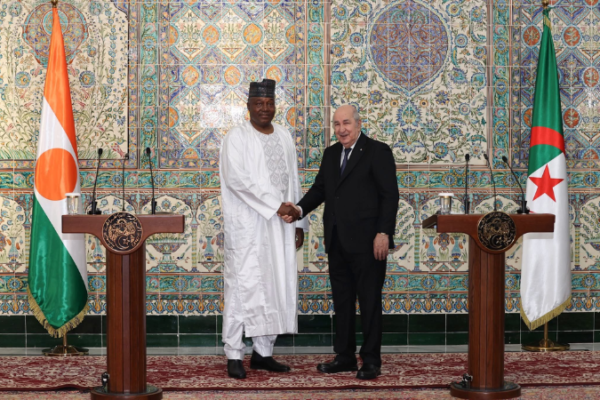 Algeria and Niger have taken a major step toward mending relations after more than ten months of diplomatic strain, with Niger’s transitional leader General Abdourahamane Tiani completing a two-day official visit to Algiers that concluded on February 16, 2026