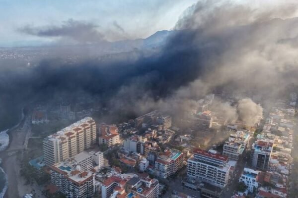 El Mencho eliminated: Mexican forces kill CJNG leader in Jalisco raid. Nemesio Oseguera Cervantes, 59, died from gunshot wounds during evacuation. 🇺🇸 U.S. intel backed mission. Cartel response: Chaos
